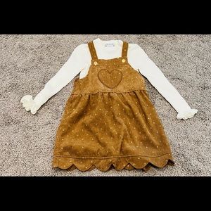 Cute corduroy dress. Like new. 3T